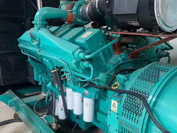 祁门更换100kW柴油发电机组机油时，需要注意哪些事项？